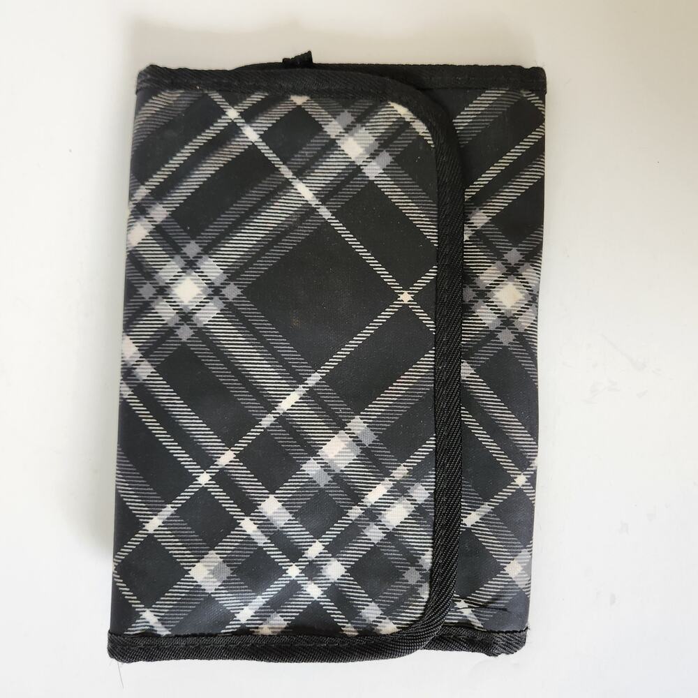 Thirty-One Fold & Go Organizer Pick Me Plaid Black White Travel Wallet Case